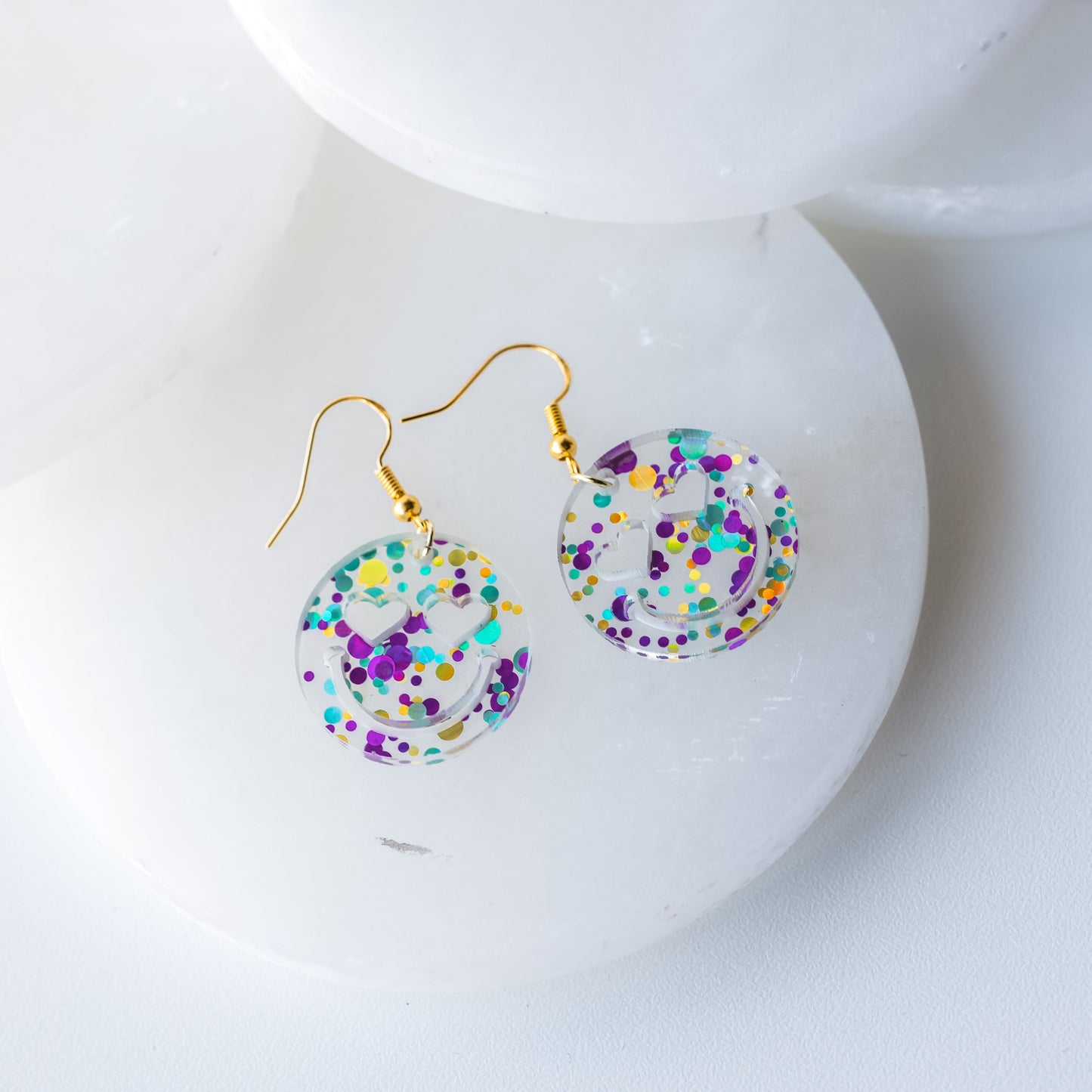 Happy Face Confetti Dot