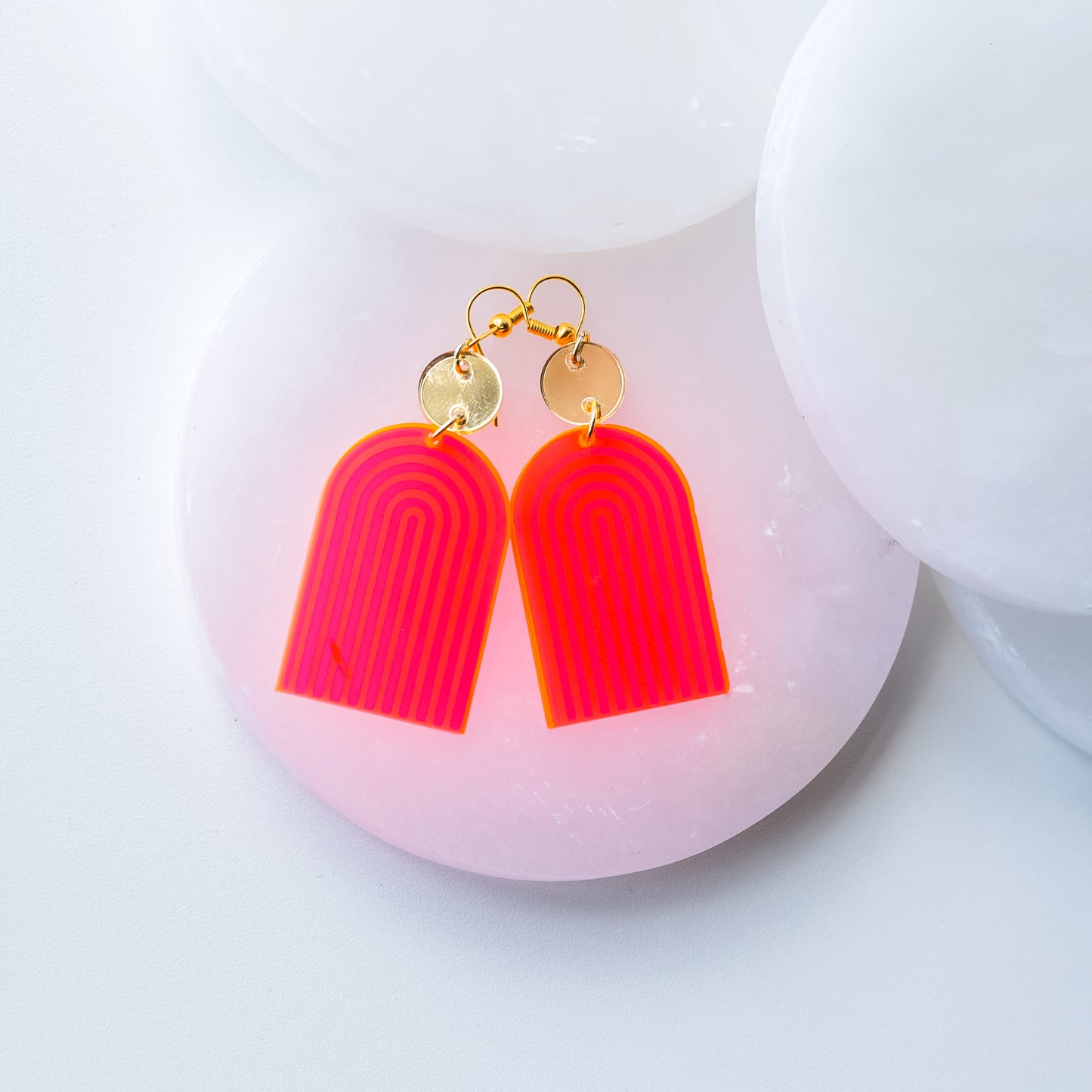 Claire - Pink w/ Gold Circle