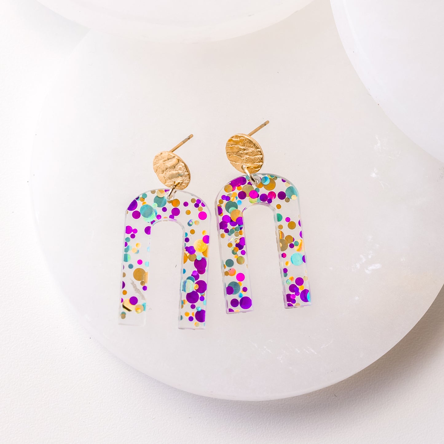 Arch Confetti Dot Textured Post