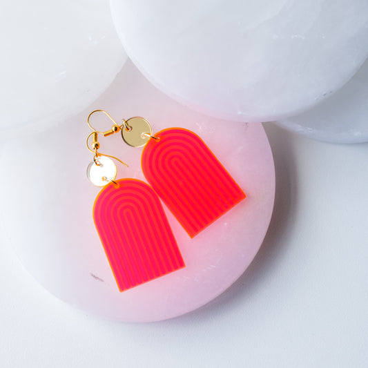 Claire - Pink w/ Gold Circle