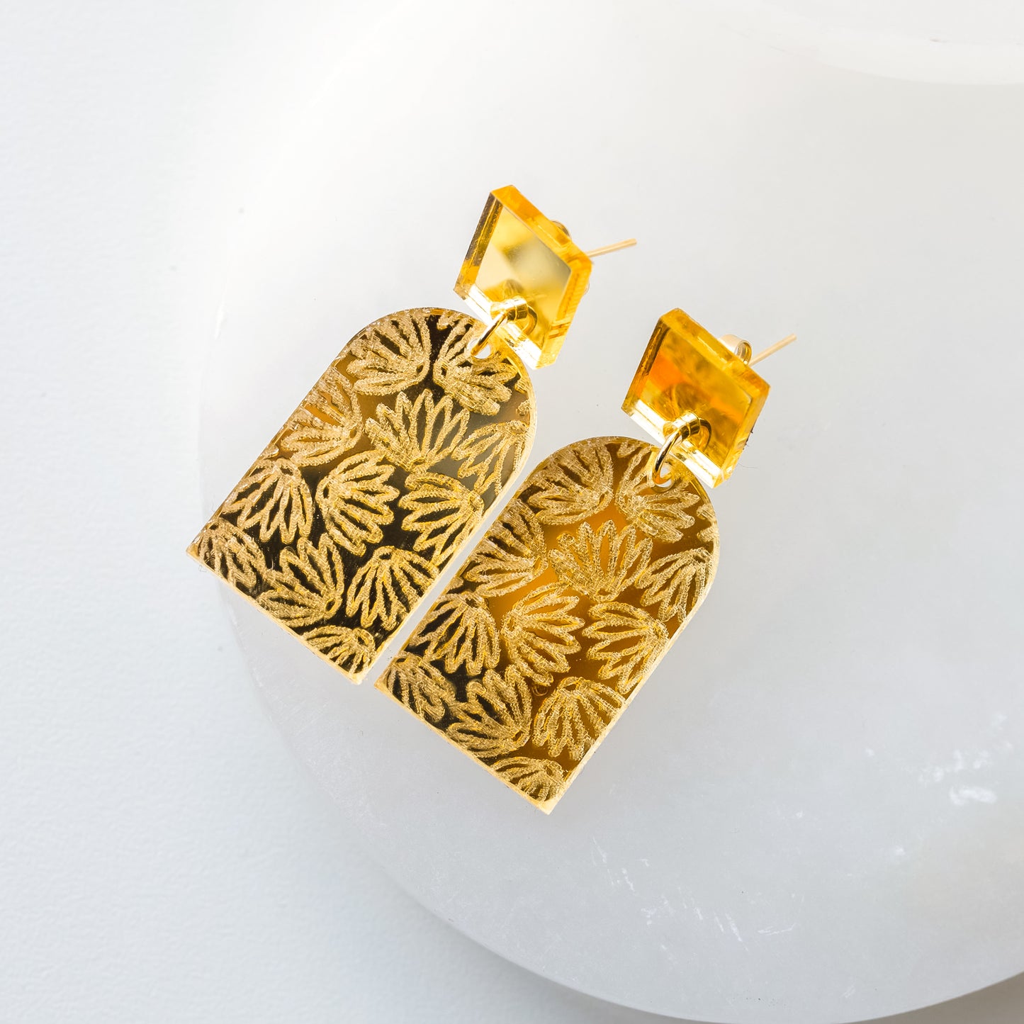 Aster Arch Mirrored Gold