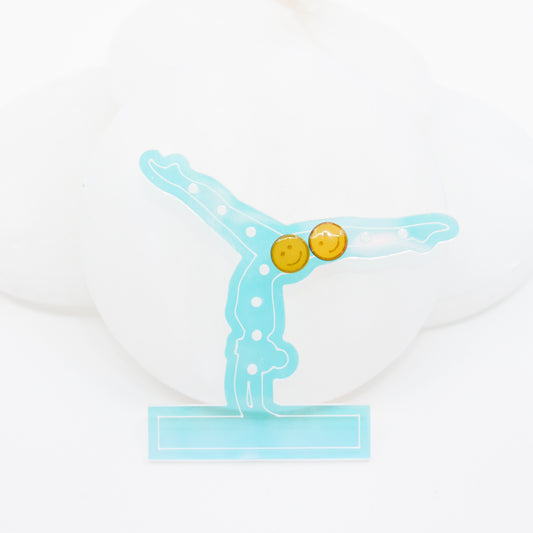Holographic Gymnast Earring Holder – Travel Size